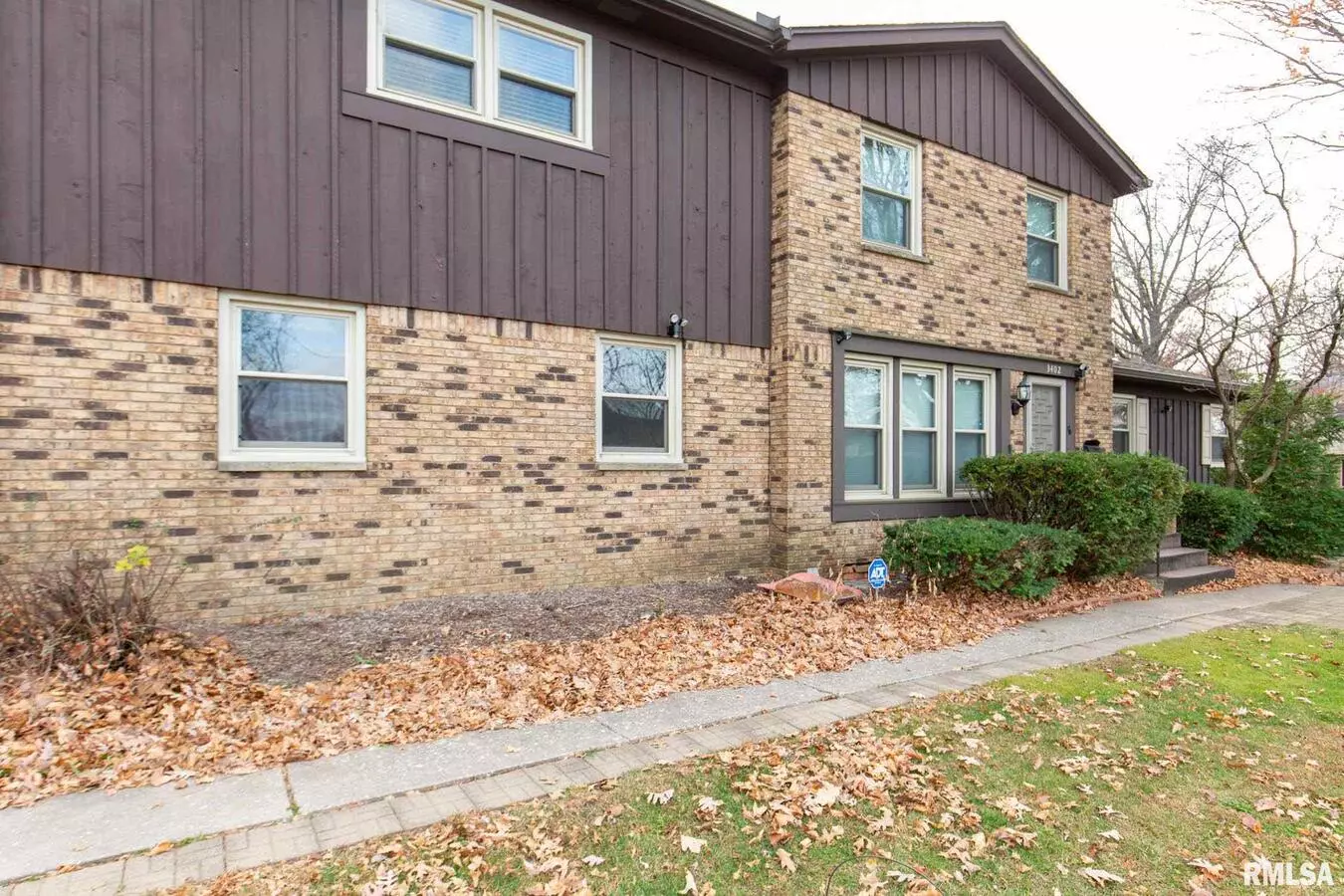 3402 56th St Pl Apartment for rent in Moline, IL