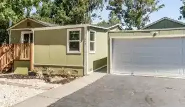 2 of 36 1004 Lewis Ave Apartment for rent in Vallejo, CA