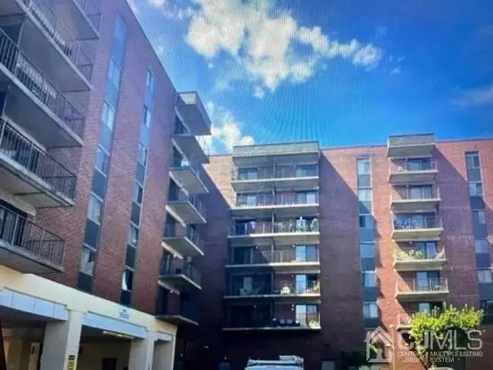 10 N Wood Ave Apartment for rent in Linden, NJ