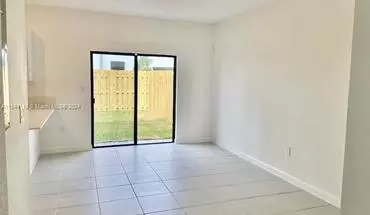 3 of 12 28616 SW 133rd Ct Apartment for rent in Homestead, FL