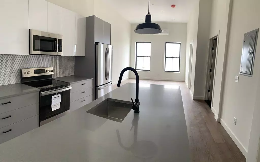 2 Derby Sq Apartment for rent in Salem, MA