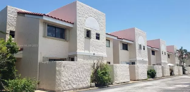 220 SE 10th Ave Apartment for rent in Pompano Beach, FL