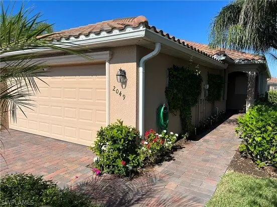 2049 Tamarron Ln Apartment for rent in Naples, FL