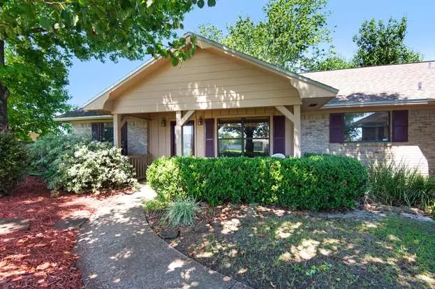 2302 Pentland Rd Apartment for rent in Lynn Haven, FL