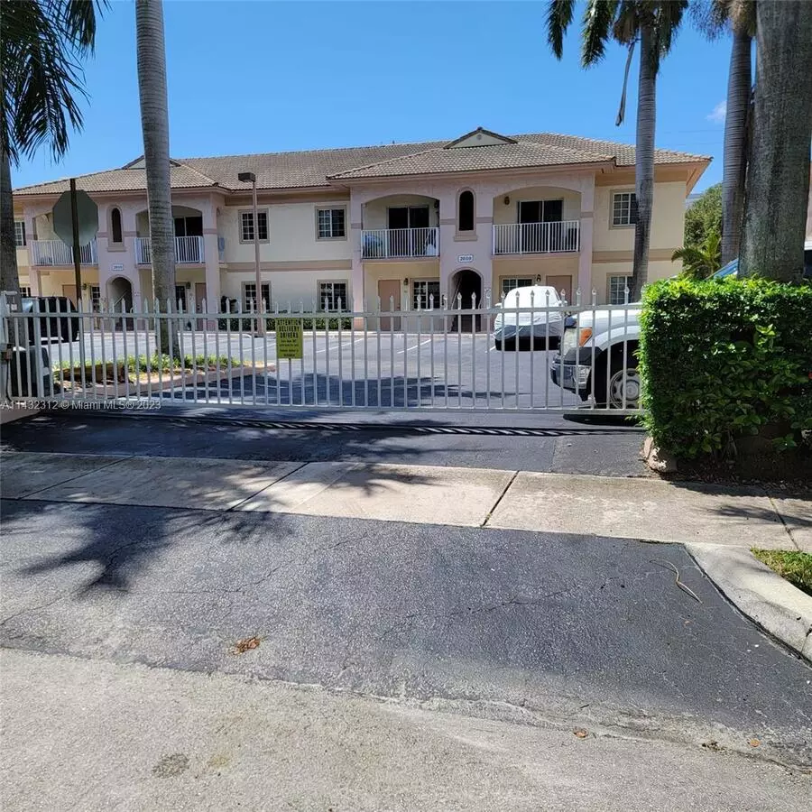 2020 Taylor St Apartment for rent in Hollywood, FL