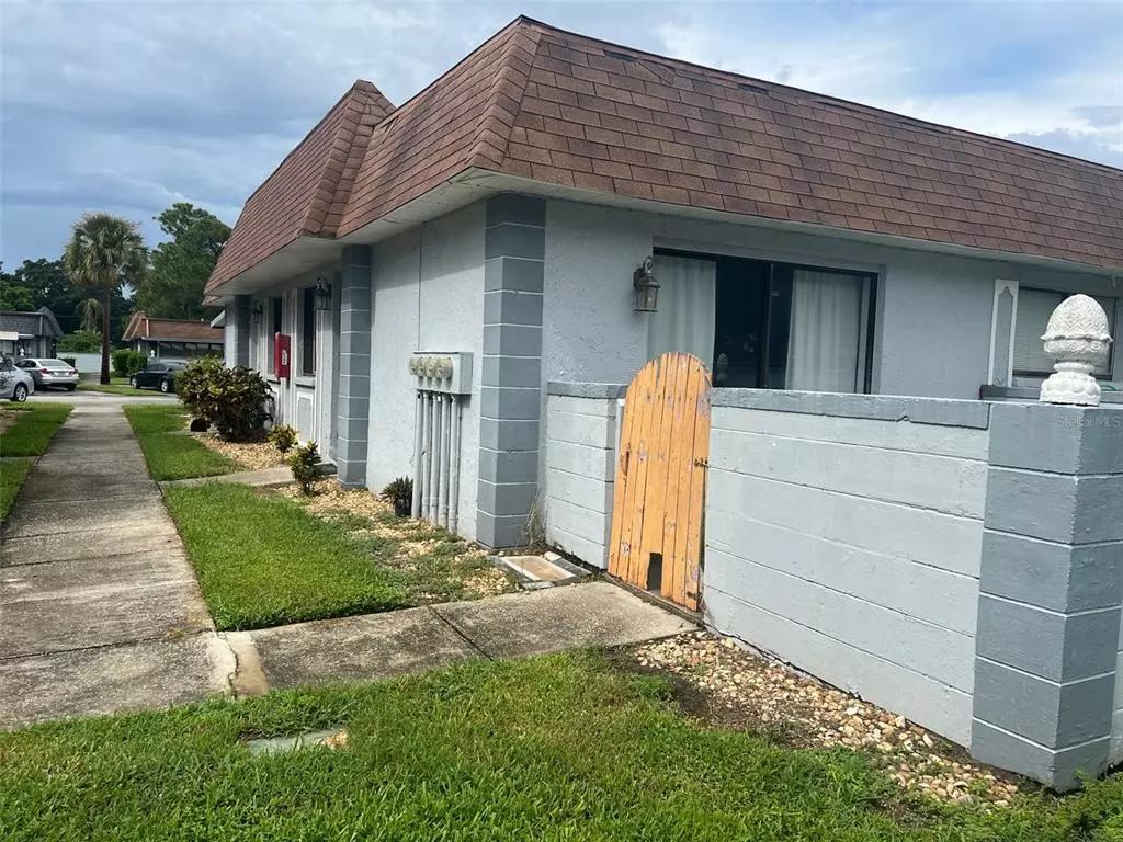 5100 70th Pl N Apartment for rent in Pinellas Park, FL