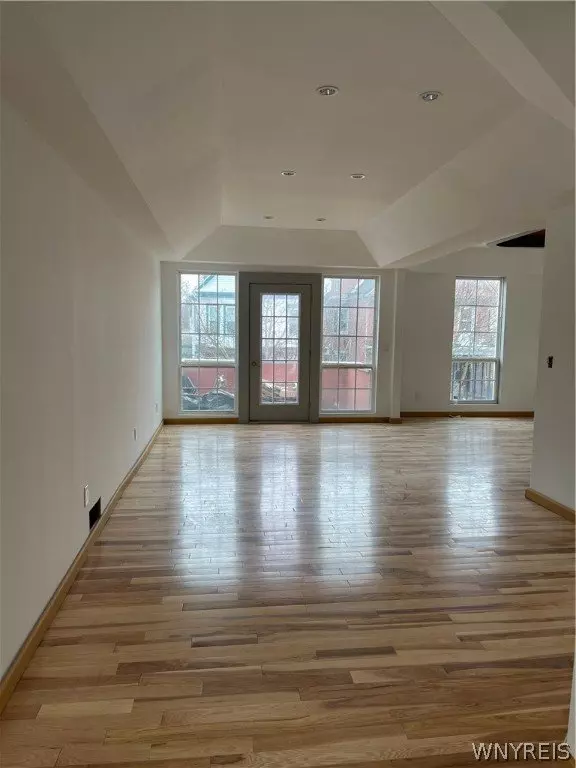 48 Laurel St Apartment for rent in Buffalo, NY