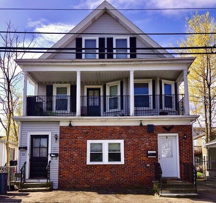 53 Brown St Apartment for rent in Waltham, MA