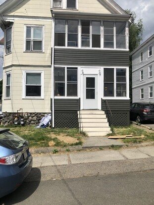 8 Underwood Park Apartment for rent in Waltham, MA