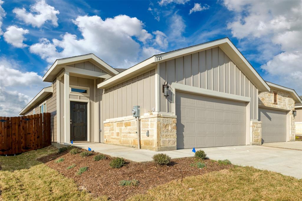 725 Fallow Dr Apartment for rent in Venus, TX