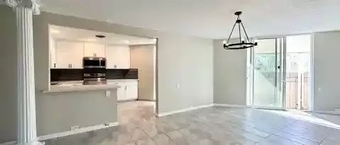 200 Camino Norte Apartment for rent in Palm Springs, CA