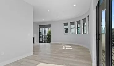 5 of 24 4383 Sepulveda Blvd House for rent in Sherman Oaks, CA
