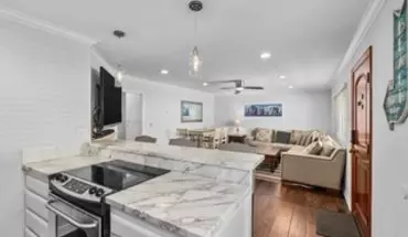 5 of 25 644 Manhattan Beach Blvd Apartment for rent in Manhattan Beach, CA