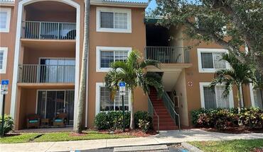 1160 Wildwood Lakes Blvd Apartment for rent in Naples, FL