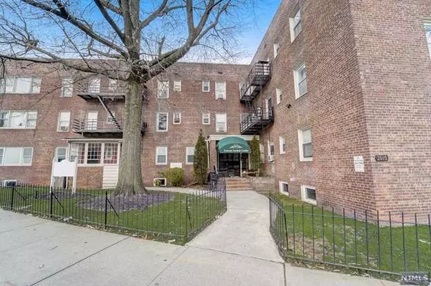 2615 John F Kennedy Blvd Apartment for rent in Jersey City, NJ