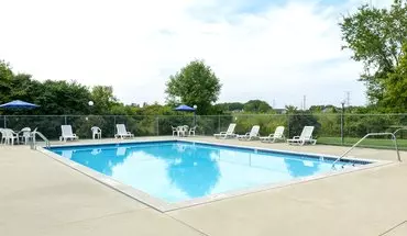 2 of 35 Bridgewood Apartments Apartment for rent in Brownstown, MI