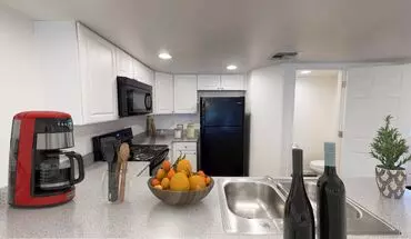 4 of 28 Venture Townhomes On 17th Apartment for rent in Phoenix, AZ
