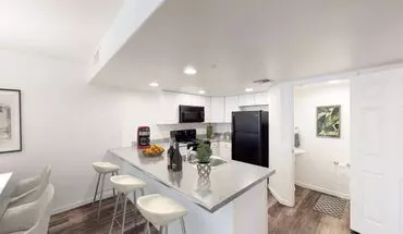 2 of 28 Venture Townhomes On 17th Apartment for rent in Phoenix, AZ