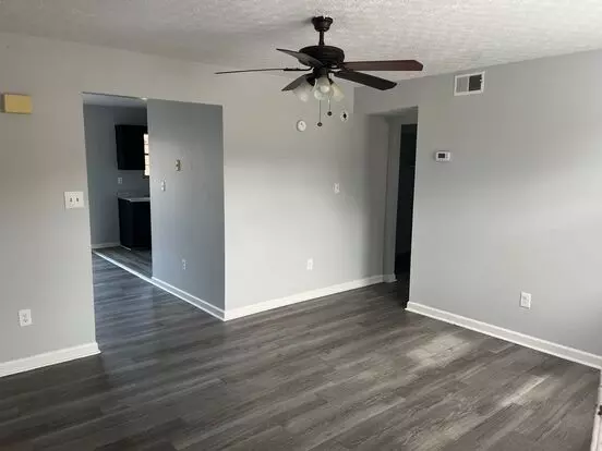 275 Shelby Ave Apartment for rent in Radcliff, KY