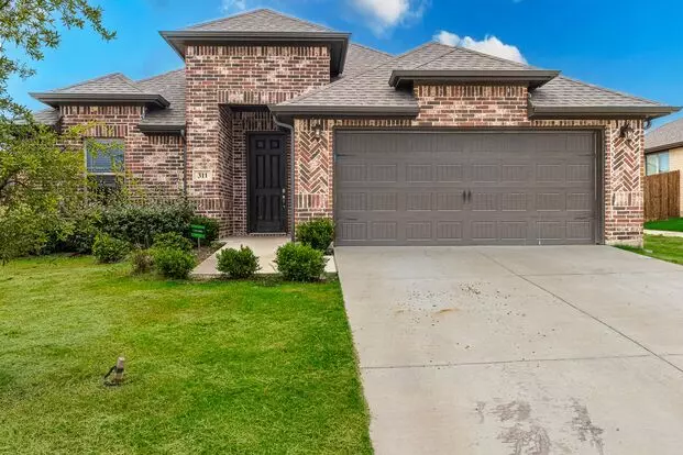 Stunning 3 Bed, 2.5 Bath Home For Lease In Justin, Tx Apartment for rent in Justin, TX