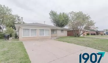 2 of 27 849 NW 15th St House for rent in Moore, OK