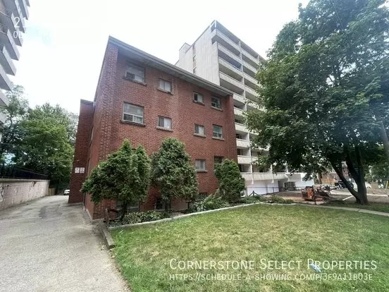 215 Jackson St W Apartment for rent in Hamilton, ON