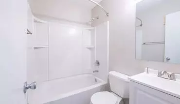 4 of 44 The Drake Apartments Apartment for rent in Des Moines, IA