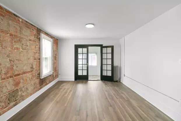 259 W 9 Mile - Unit 303 Apartment for rent in Ferndale, MI
