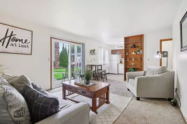 Fountain Park Apartment for rent in Bloomington, IN