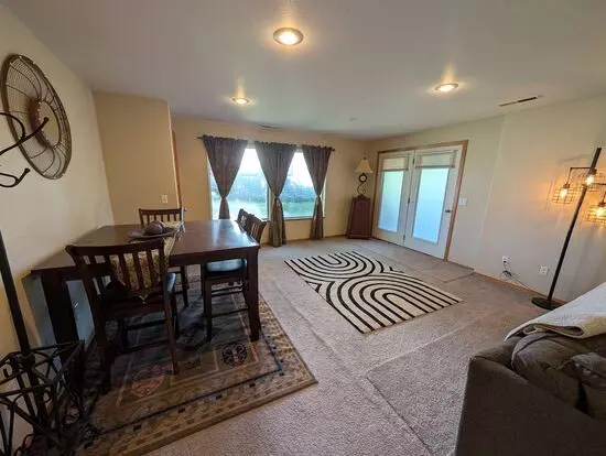 Gorgeous Large Clarkston Heights Duplex Apartment for rent in Clarkston, WA