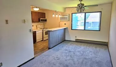 3 of 9 1357 Meadowcreek Dr Apartment for rent in Pewaukee, WI