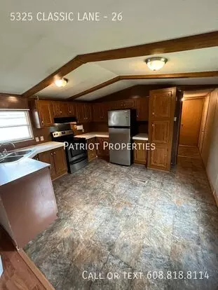 5325 Classic Lane - Woodland Ter Apartment for rent in Platteville, WI