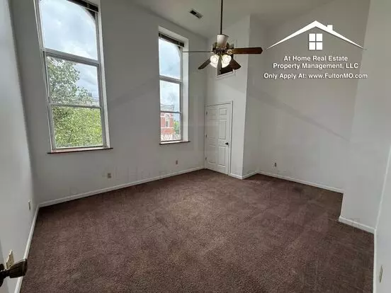 13 W 5th St Apartment for rent in Fulton, MO