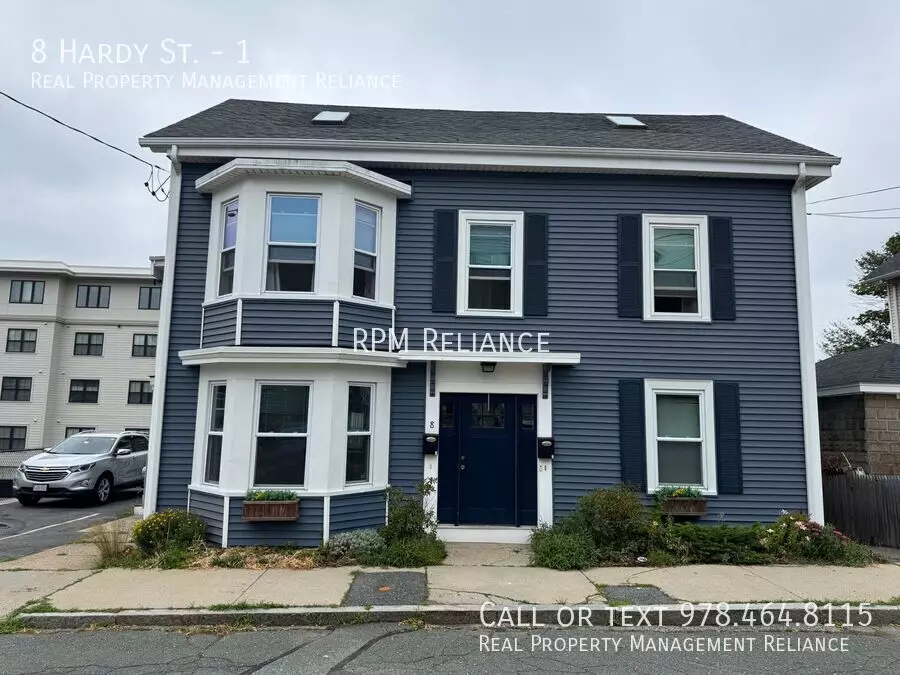 8 Hardy St House for rent in Beverly, MA