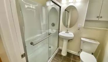 5 of 46 1700 Summit Ave Apartment for rent in Seattle, WA