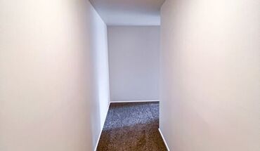 5233 15th Ave NE Apartment for rent in Seattle, WA