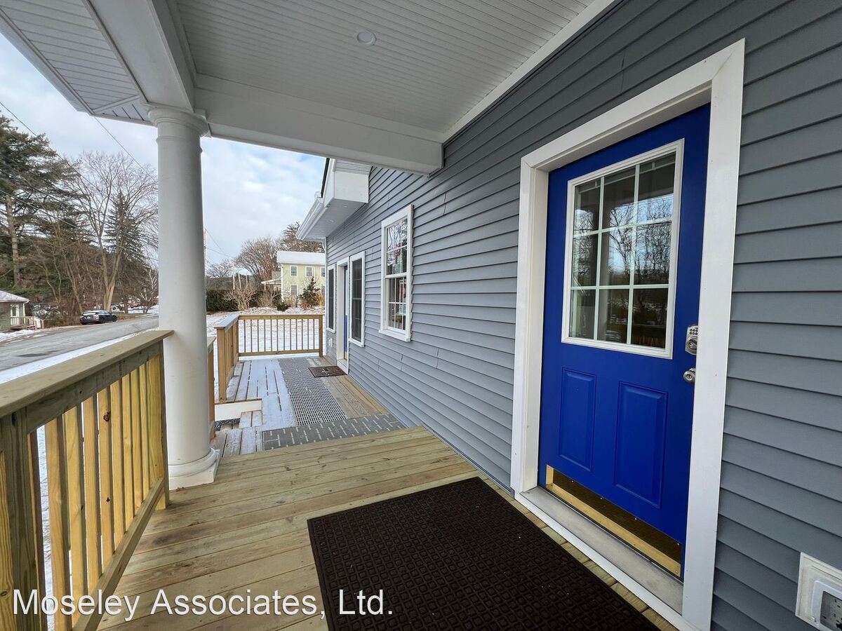 67 Lower Hyde Park White River Junction, VT Apartment for Rent