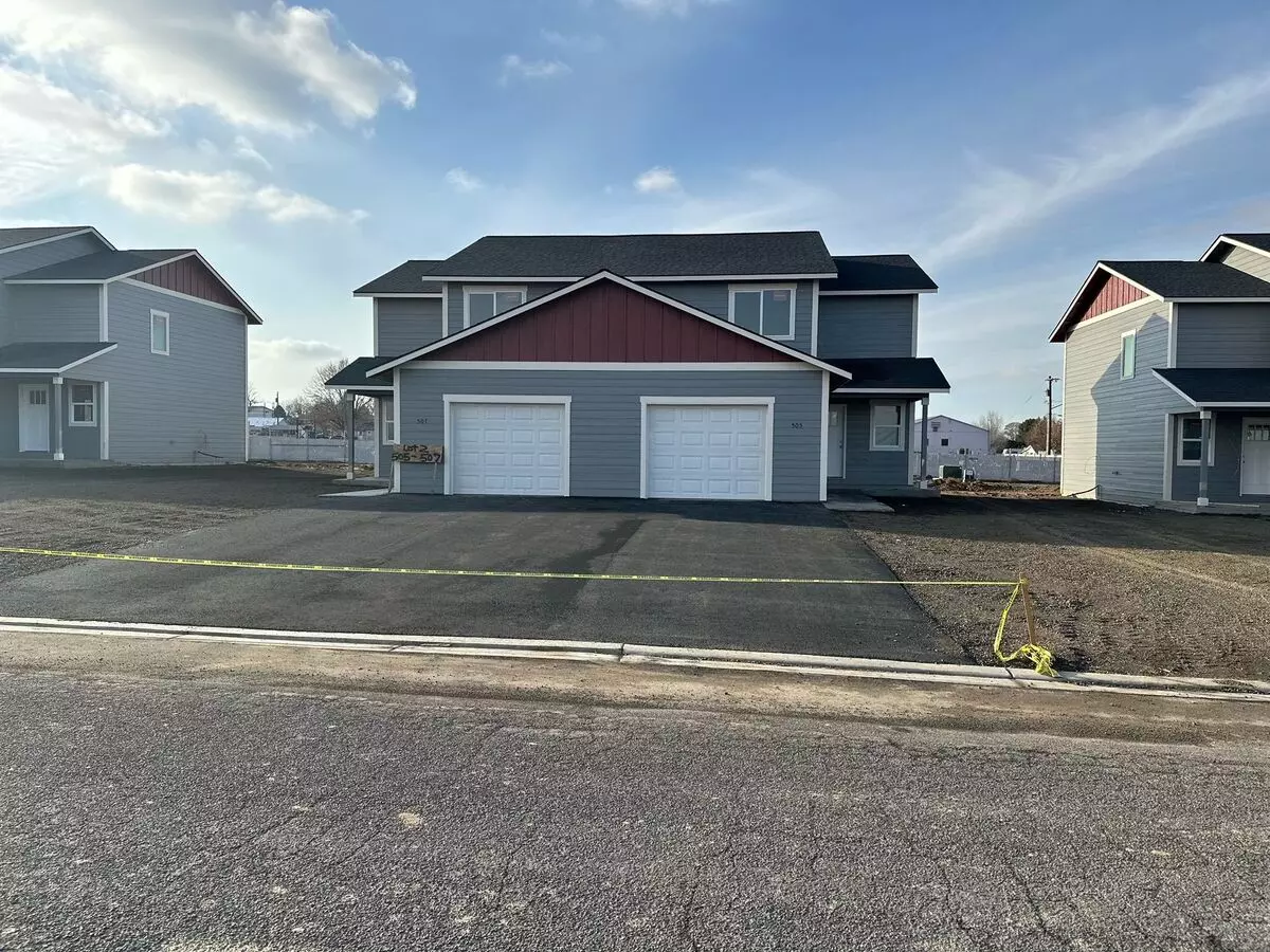 501-503 W Pine Ave. House for rent in Warden, WA