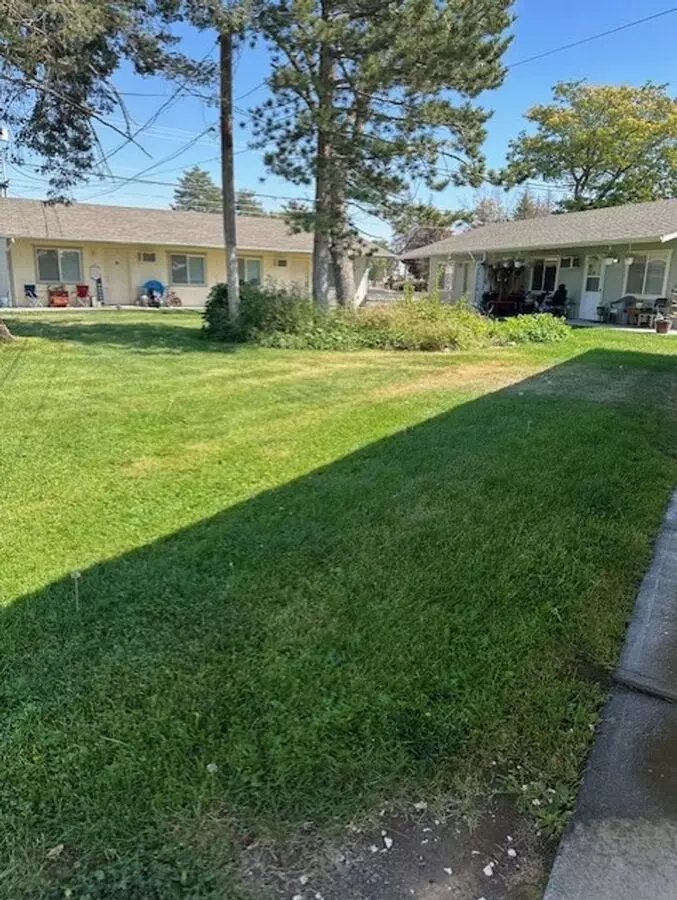4445 Circle Pl #2 Apartment for rent in Moses Lake, WA