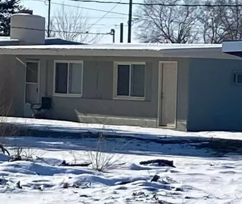 4445 Circle Pl #4 Apartment for rent in Moses Lake, WA
