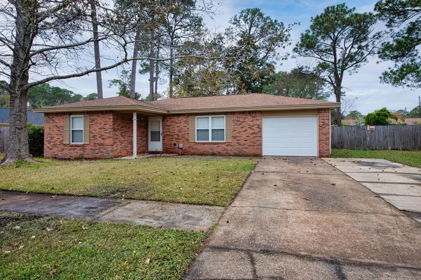 Perfect Home, Minutes To Everything Available Now! House for rent in Fort Walton Beach, FL