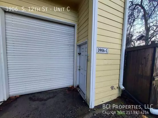 3906 S 12th St Apartment for rent in Tacoma, WA