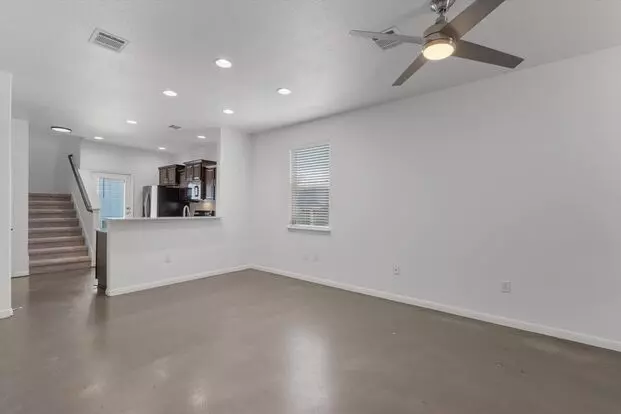 5804 Loblolly Ln #95, Austin, Texas 78744 Apartment for rent in Austin, TX