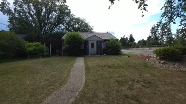 Beautiful Home Near Cathedral District In Central Bismarck Apartment for rent in Bismarck, ND Beautiful Home Near Cathedral District In Central Bismarck Apartment for rent in Bismarck, ND