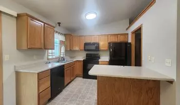 4 of 23 For Rent – 821 S Whitewood Ave | $2,095/month | 1,515 Sq Ft House for rent in Sioux Falls, SD