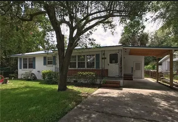Cute Bungalow In The Heart Of Garden City. Apartment for rent in Garden City, GA