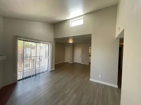 Lovely 2 Bedroom 2 Bath With Fireplace! Apartment for rent in Tucson, AZ