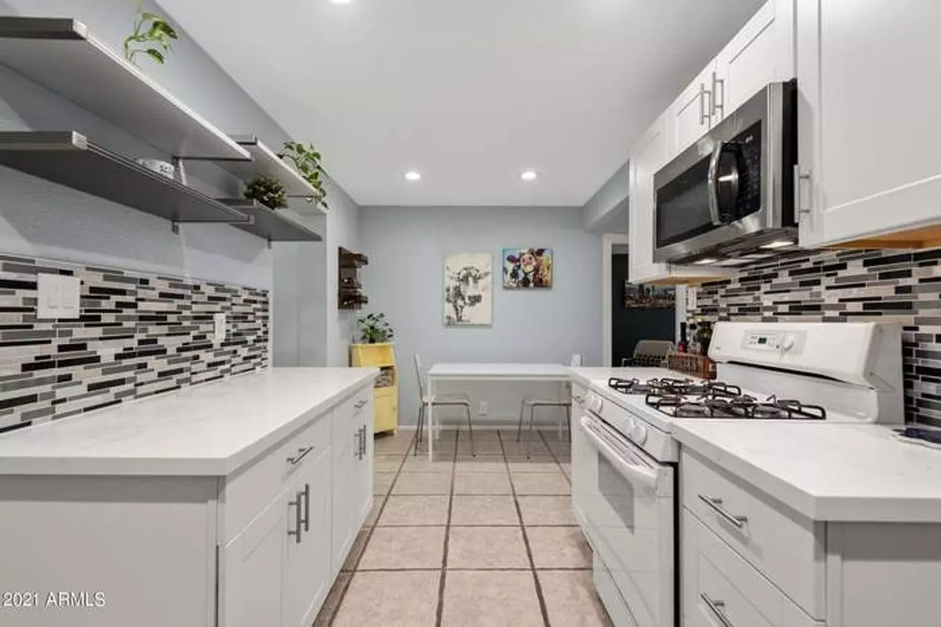 Amazing Cute Home With So Many Potentials House for rent in Phoenix, AZ