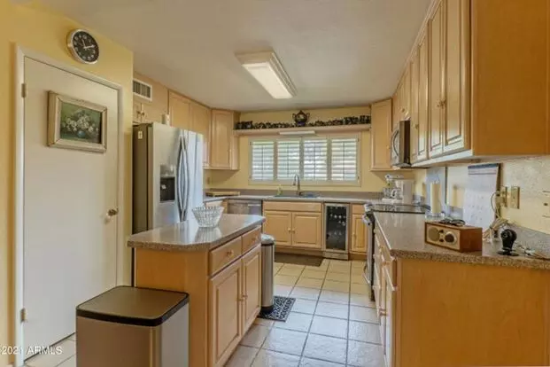 Reduced $$ Plus $500 Off 1st Months' Rent- Pet Rent Waived -don't Miss Out, Available Now Apartment for rent in Phoenix, AZ Reduced $$ Plus $500 Off 1st Months' Rent- Pet Rent Waived -don't Miss Out, Available Now Apartment for rent in Phoenix, AZ
