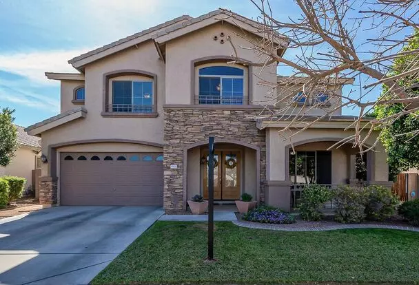 Gorgeous Fully Furnished 6 Bed, 3.5 Bath (near State Farm Stadium) Apartment for rent in Glendale, AZ Gorgeous Fully Furnished 6 Bed, 3.5 Bath (near State Farm Stadium) Apartment for rent in Glendale, AZ